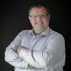 Thomas Singer